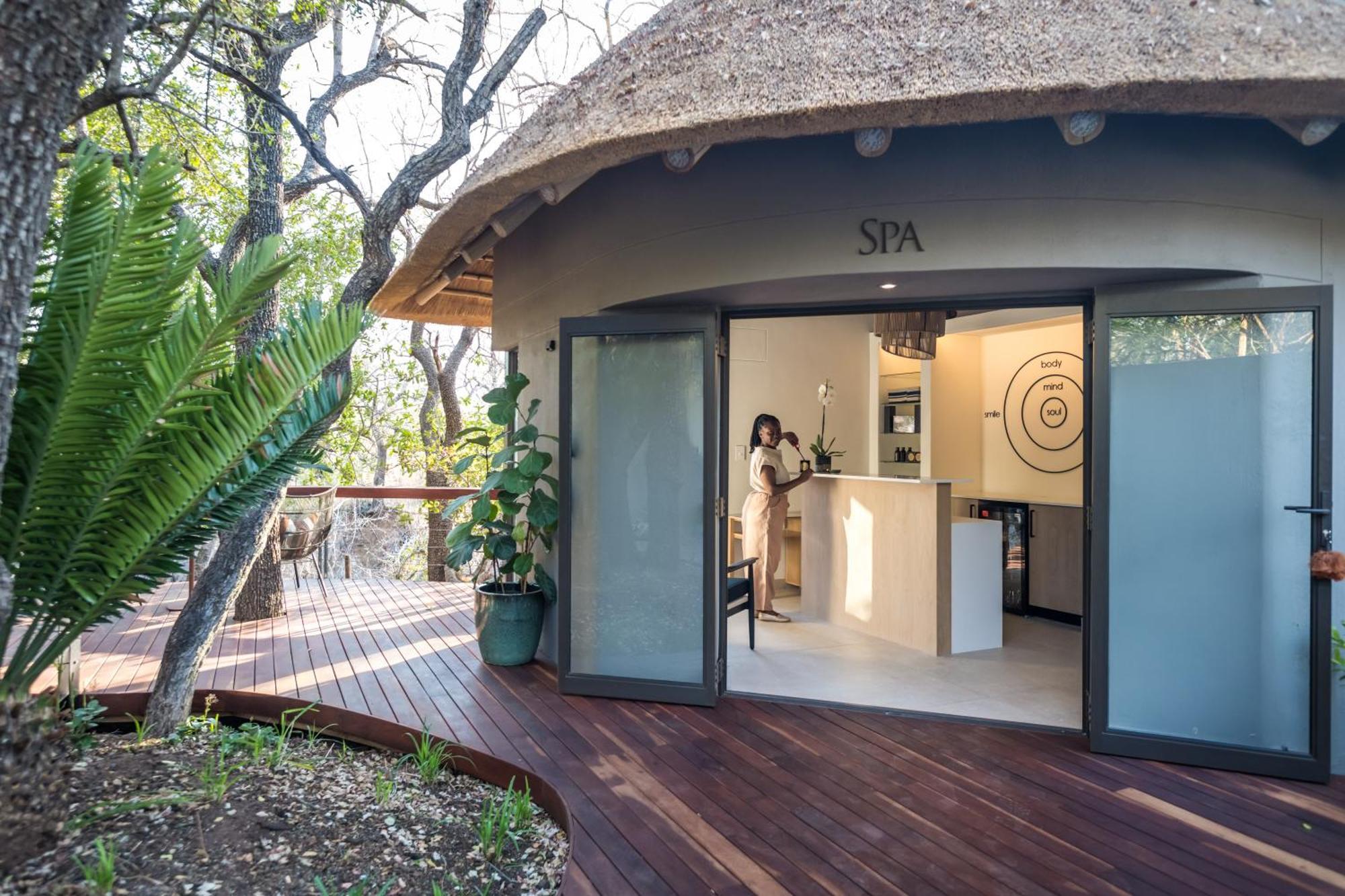 Serondella Safari Lodge Thornybush Game Reserve Luaran gambar